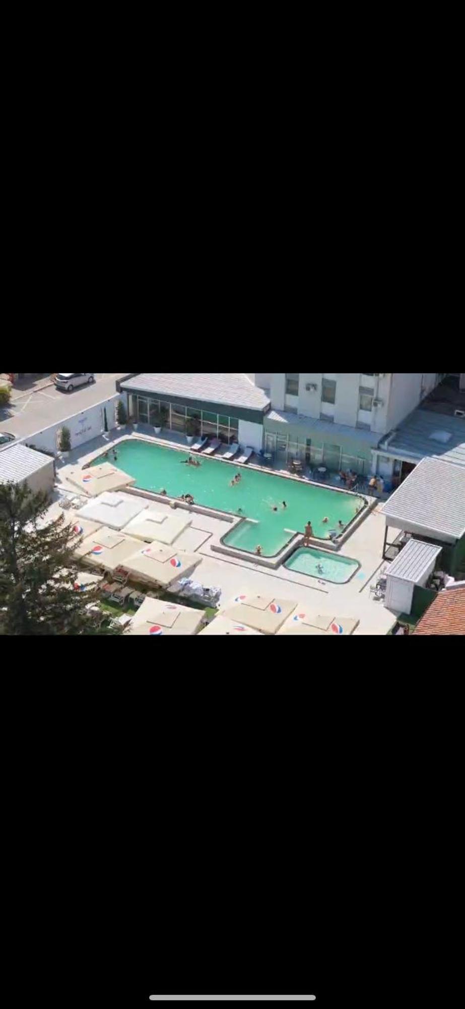 Hotel Tiski Cvet Novi Bečej Buitenkant foto