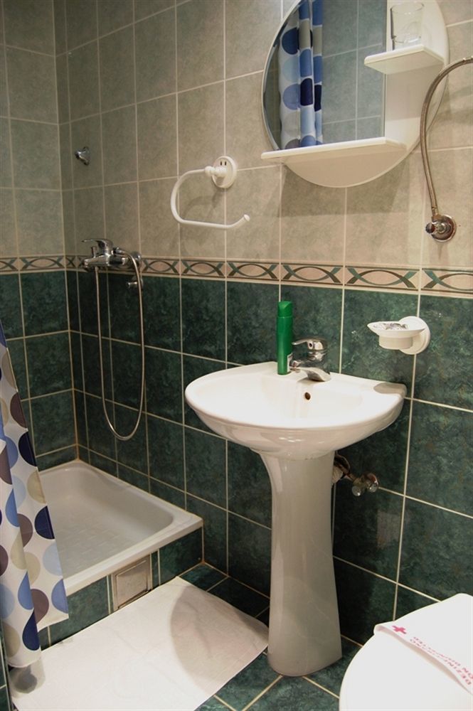 Hotel Tiski Cvet Novi Bečej Buitenkant foto